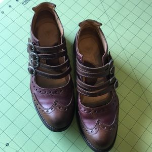 Johnny Fluevog size 8 Dress Shoes